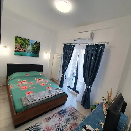 Seb Mamaia Nord Apartament *