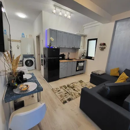 Seb Mamaia Nord Apartament *